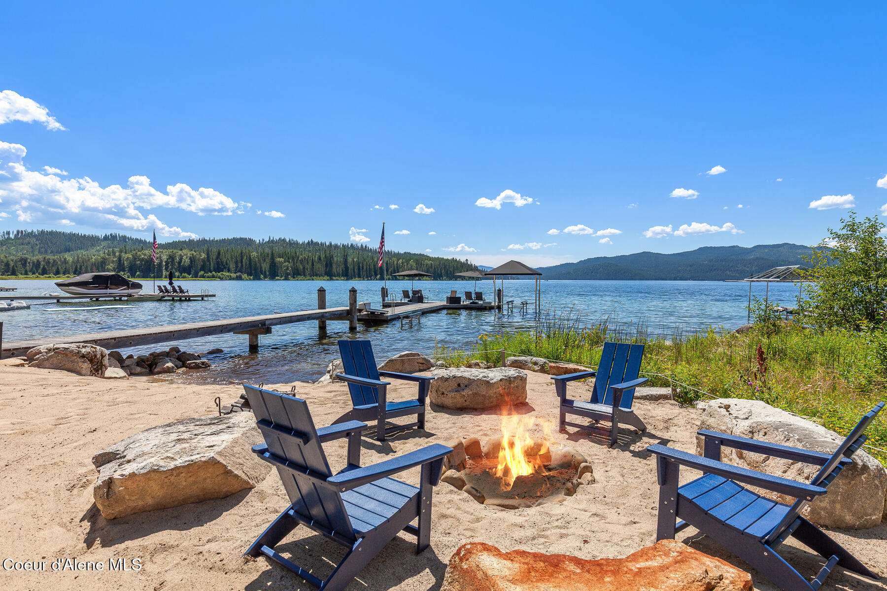 Coolin, Idaho, 83821, United States, 5 Bedrooms Bedrooms, ,3 BathroomsBathrooms,Residential,For Sale,1763171