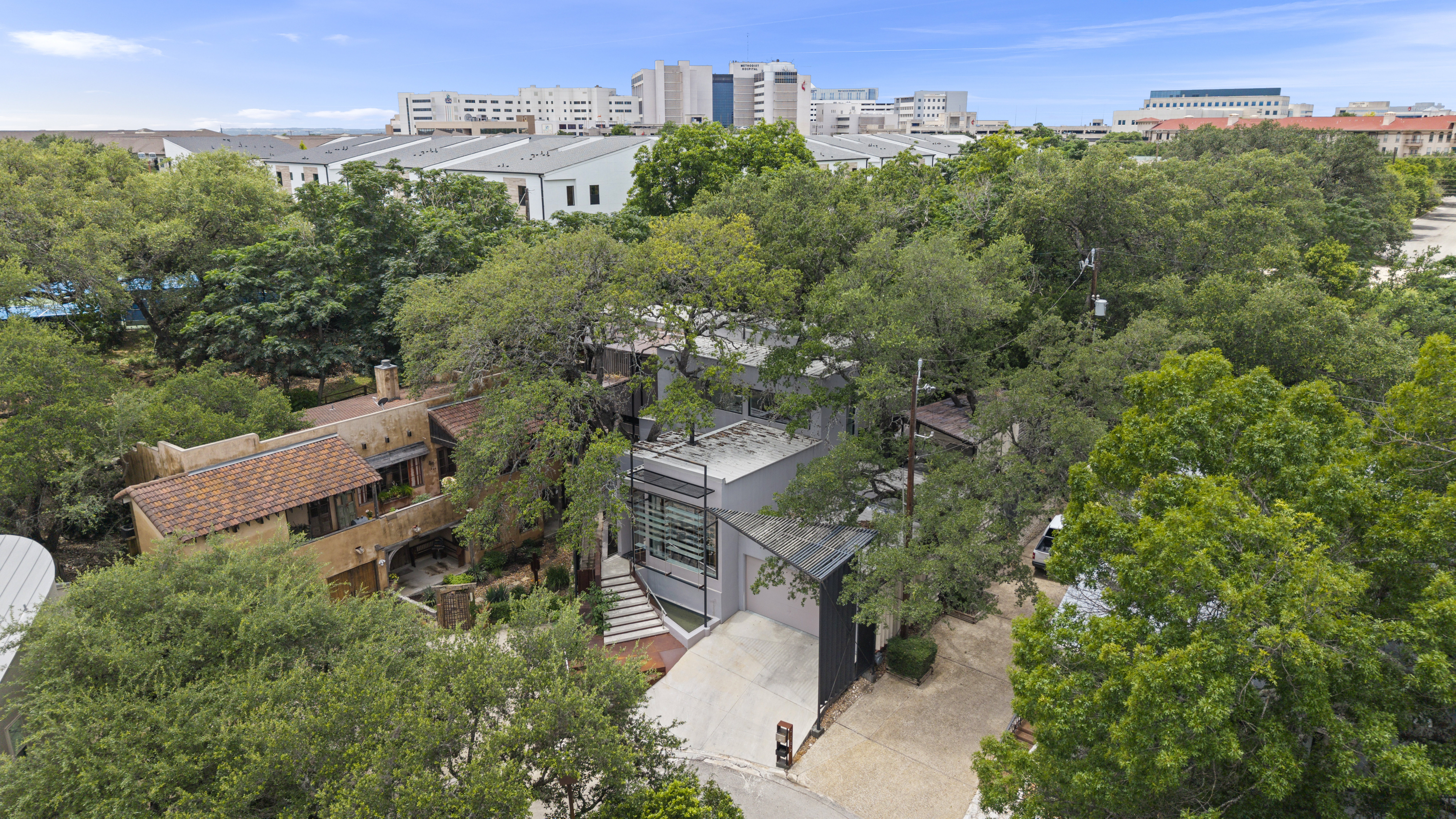  Architectural Masterpiece in Oak Hills - 物件實景