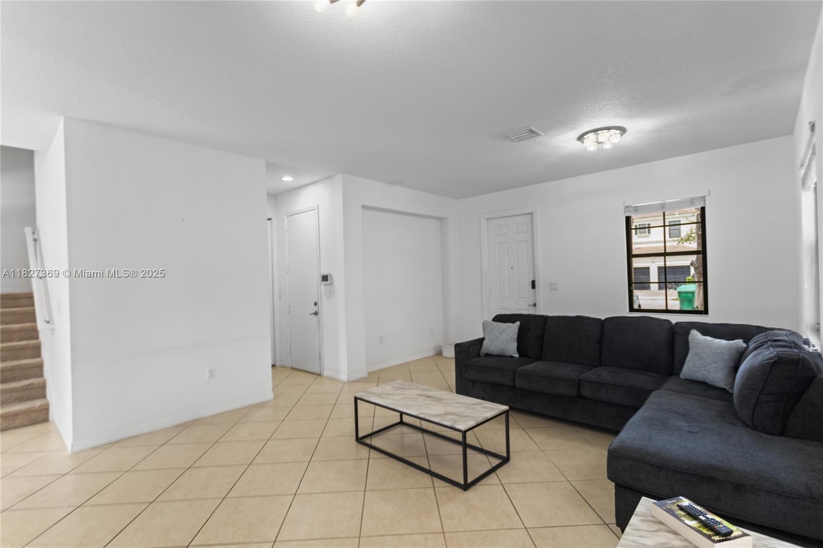 Miami, Florida, 33179, United States, 3 Bedrooms Bedrooms, ,3 BathroomsBathrooms,Residential,For Sale,1868662