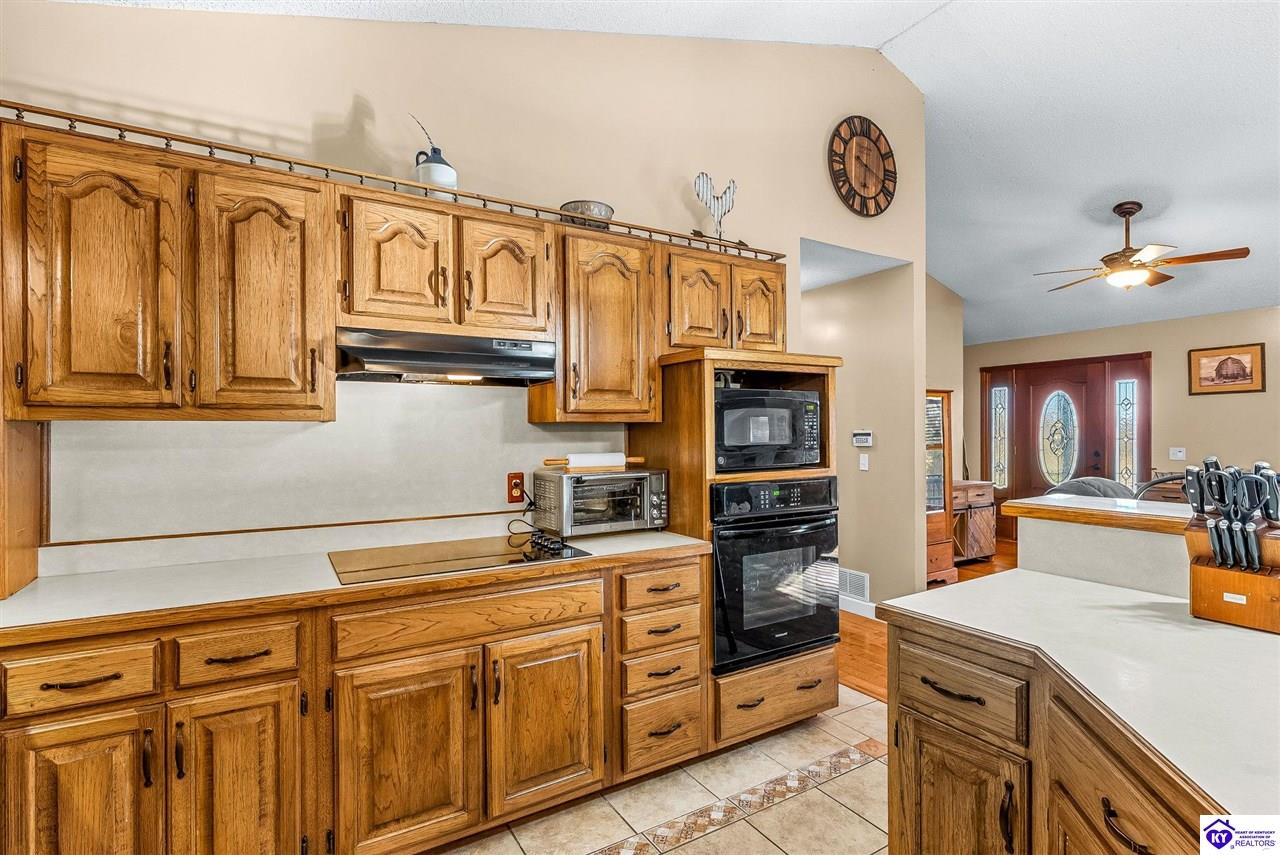 Boston, Kentucky, 40107, United States, 3 Bedrooms Bedrooms, ,2 BathroomsBathrooms,Residential,For Sale,1989624