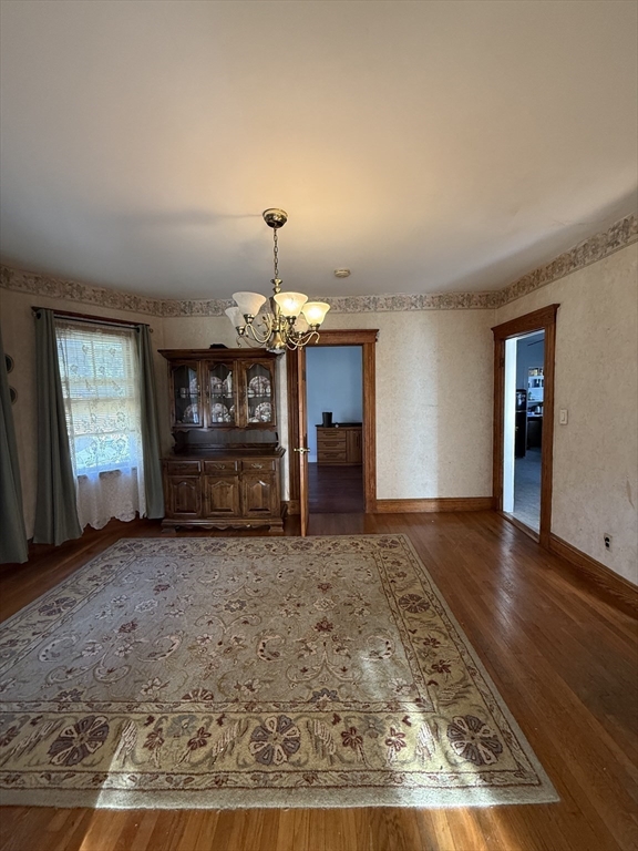 Medford, Massachusetts, 02155, United States, 7 Bedrooms Bedrooms, ,3 BathroomsBathrooms,Residential,For Sale,1922375