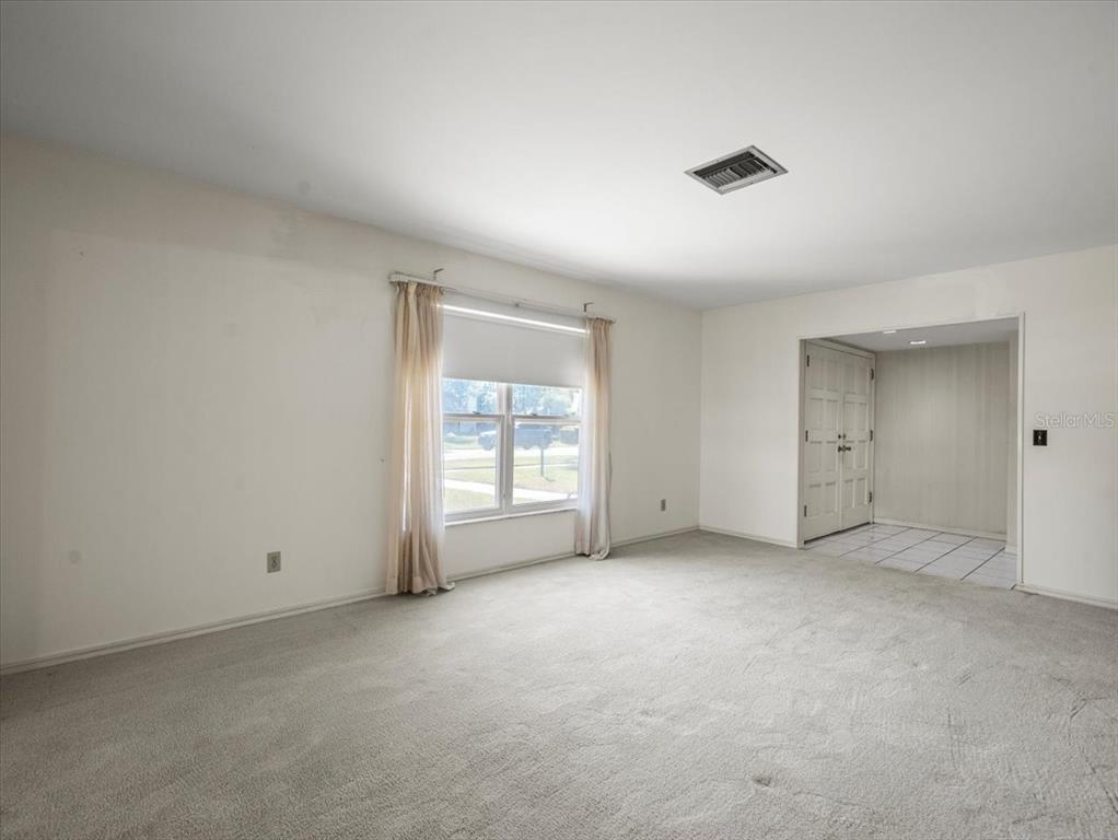 Tampa, Florida, 33618, United States, 4 Bedrooms Bedrooms, ,2 BathroomsBathrooms,Residential,For Sale,1966497