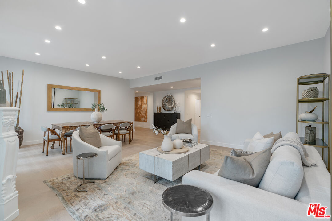 Los Angeles, California, 90067, United States, 2 Bedrooms Bedrooms, ,3 BathroomsBathrooms,Residential,For Sale,1901982