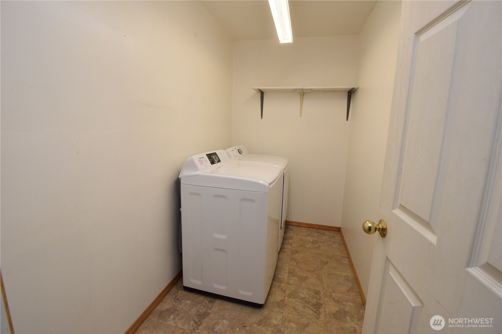 Port Orchard, Washington, 98366, United States, 3 Bedrooms Bedrooms, ,1 BathroomBathrooms,Residential,For Sale,1966865