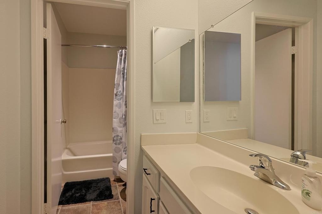 Santee, California, 92071, United States, 2 Bedrooms Bedrooms, ,2 BathroomsBathrooms,Residential,For Sale,1968611