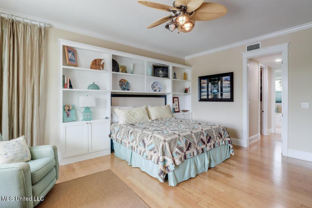 Gulfport, Mississippi, 39507, United States, 4 Bedrooms Bedrooms, ,3 BathroomsBathrooms,Residential,For Sale,1903526