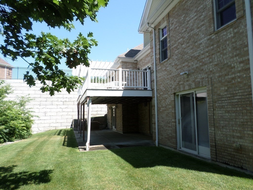 3 Twin Springs Dr Drive, Saugus, Massachusetts, 01906, United States, 5 Bedrooms Bedrooms, ,4 BathroomsBathrooms,Residential,For Sale,3 Twin Springs Dr Drive,1128926