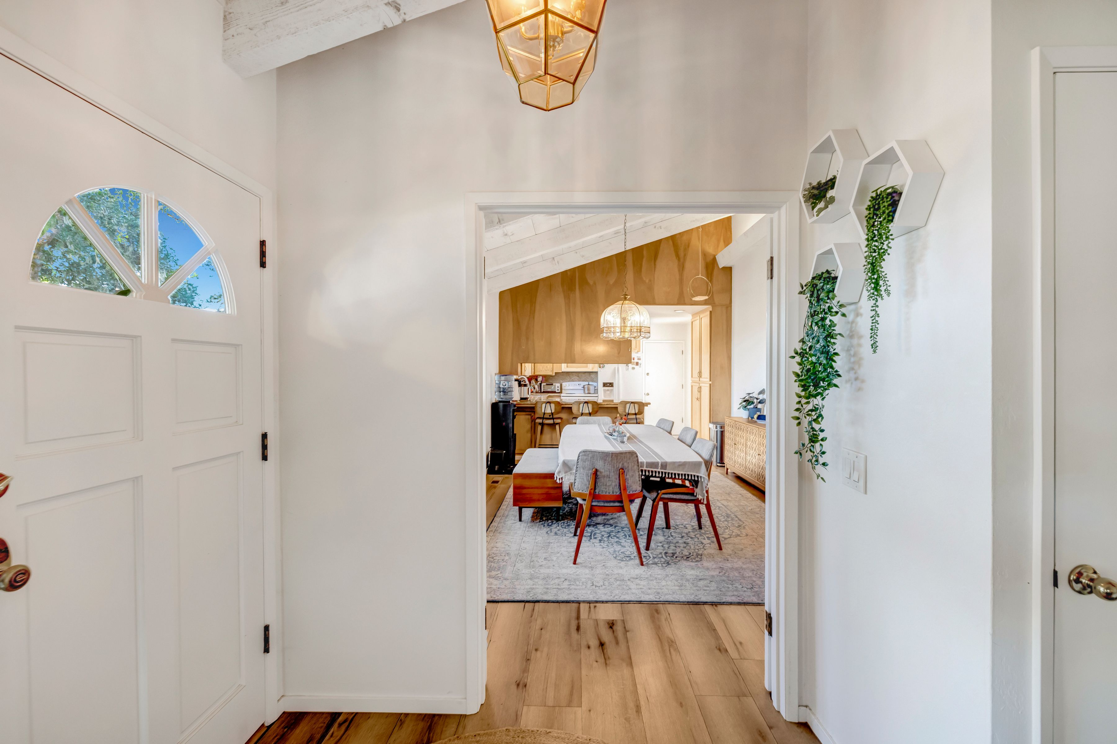  691 Fernwood Avenue - 物件實景