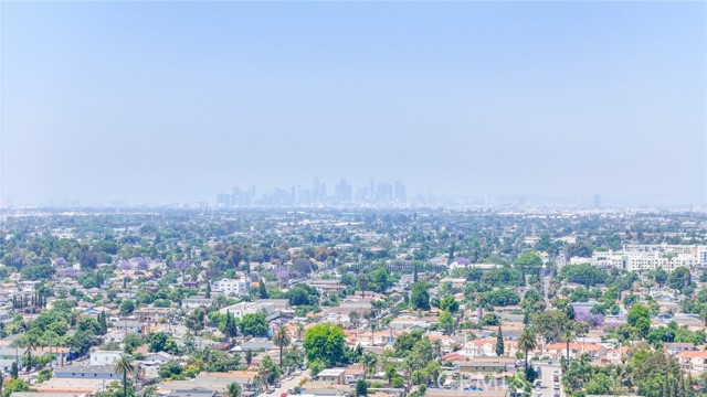 Los Angeles, California, 90059, United States, 2 Bedrooms Bedrooms, ,1 BathroomBathrooms,Residential,For Sale,2008182