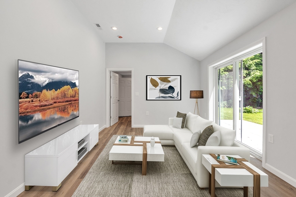North Attleboro, Massachusetts, 02760, United States, 3 Bedrooms Bedrooms, ,Residential,For Sale,1872136