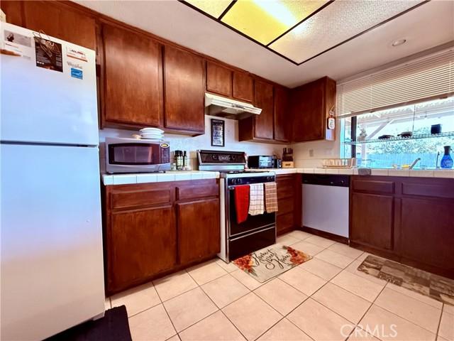 Moreno Valley, California, 92557, United States, 4 Bedrooms Bedrooms, ,2 BathroomsBathrooms,Residential,For Sale,2010374