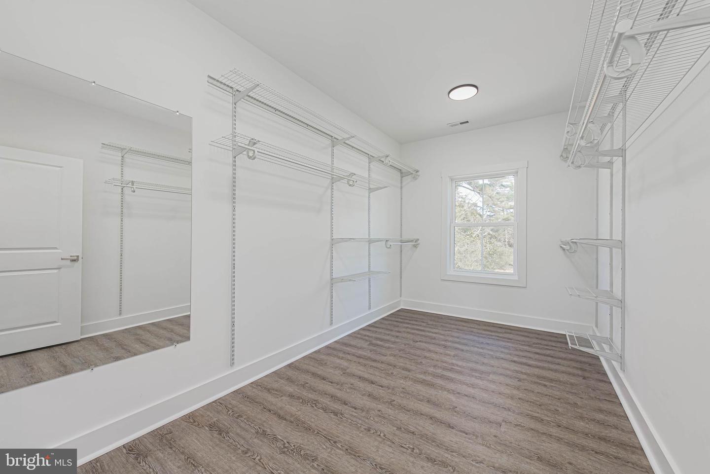 Ocean View, Delaware, 19970, United States, 5 Bedrooms Bedrooms, ,4 BathroomsBathrooms,Residential,For Sale,2002976