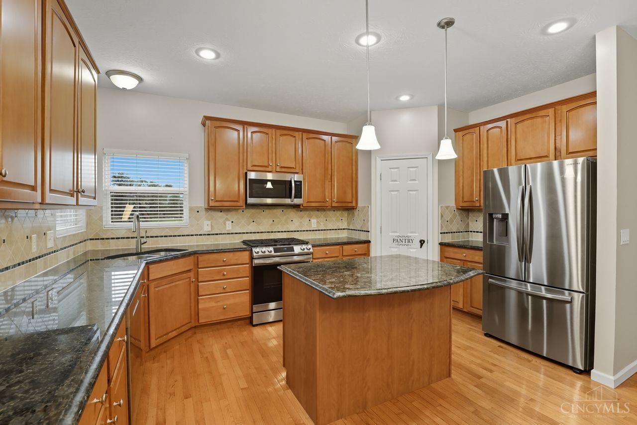 Liberty Twp, Ohio, 45011, United States, 4 Bedrooms Bedrooms, ,3 BathroomsBathrooms,Residential,For Sale,1961046