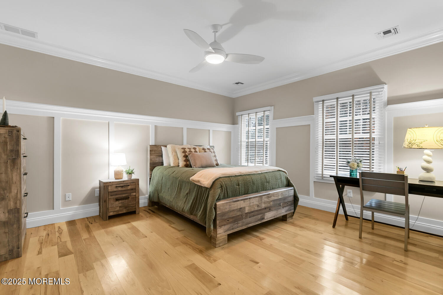 Middletown, New Jersey, 07748, United States, 4 Bedrooms Bedrooms, ,5 BathroomsBathrooms,Residential,For Sale,1990741