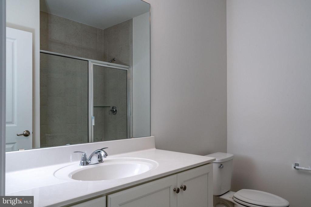 Woodbridge, Virginia, 22191, United States, 3 Bedrooms Bedrooms, ,4 BathroomsBathrooms,Residential,For Sale,1984247