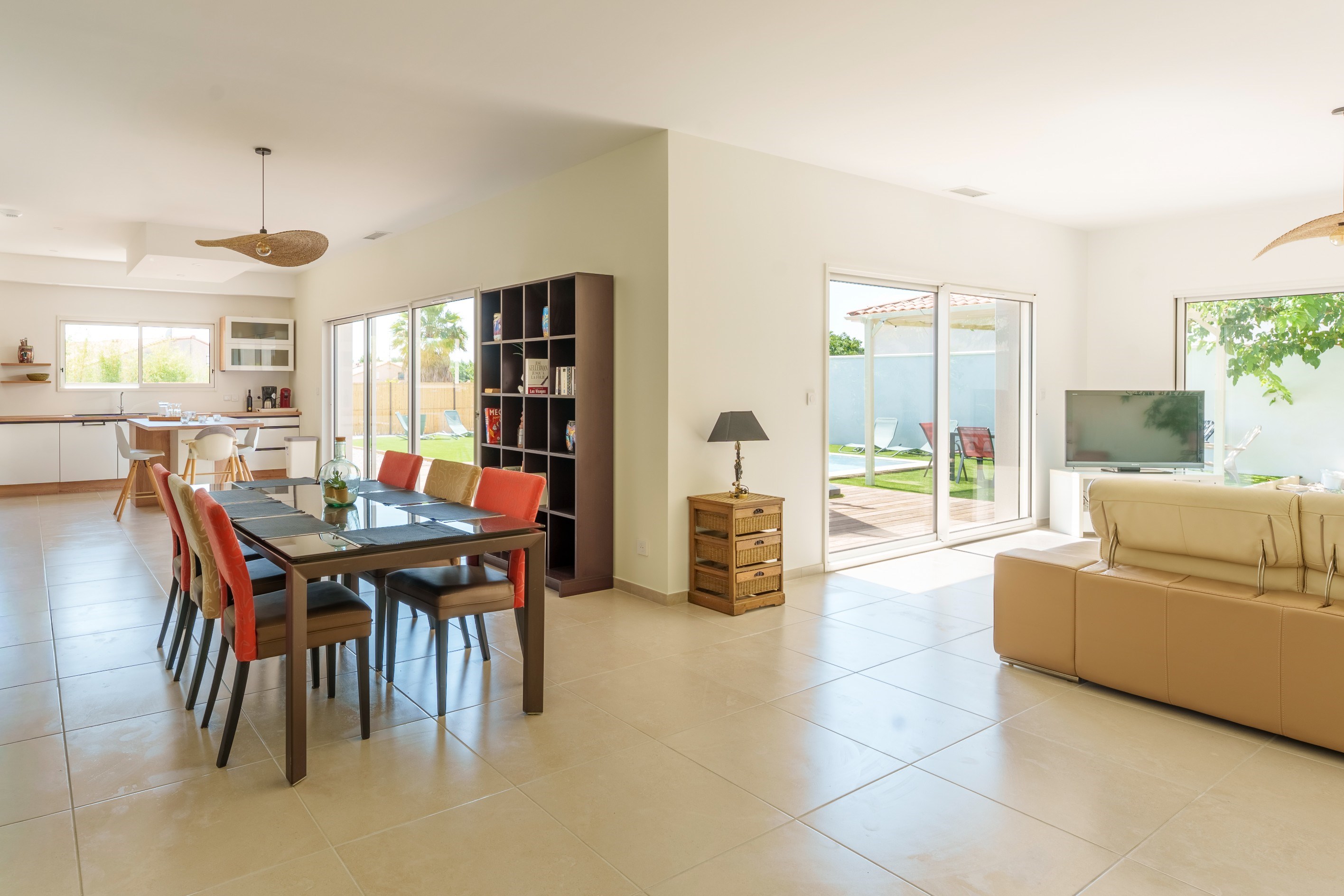  Vic-la-Gardiole – Gorgeous New Ground-Floor Villa  Quiet Setting & Near the Be… - 物件實景