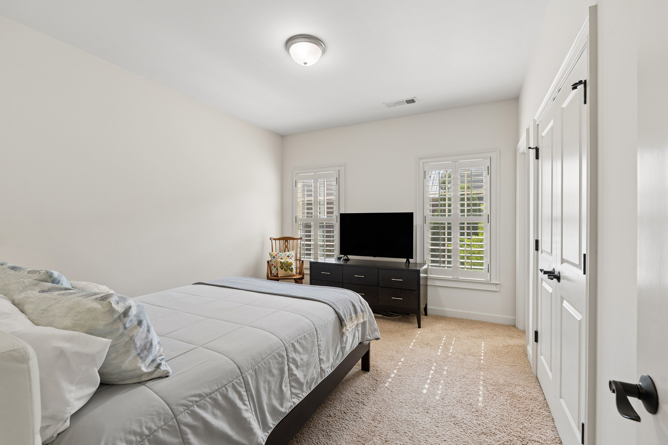  Four Level Brick Townhome with Private Elevator in Gated One Ivy Walk - 物件實景