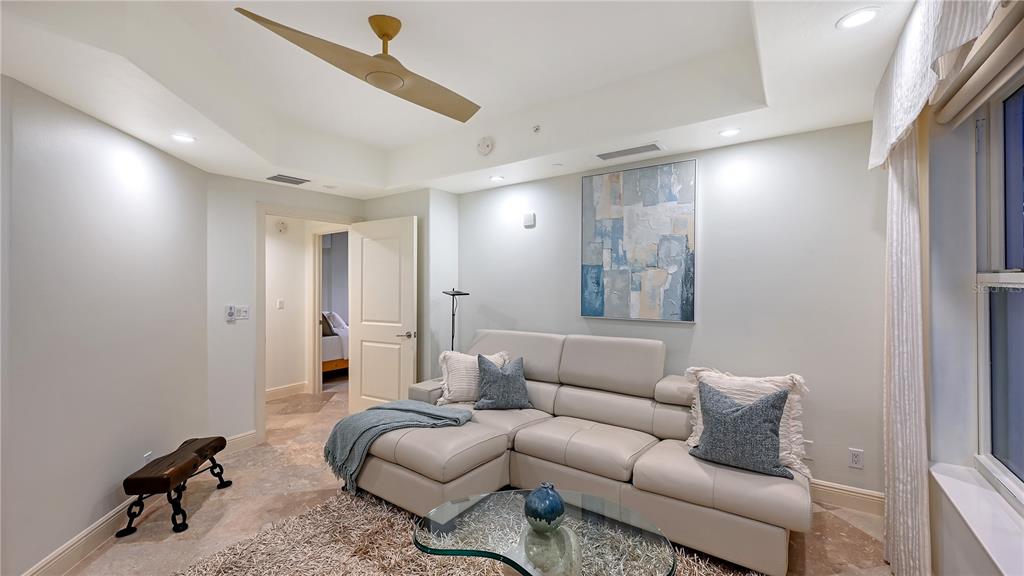 Sarasota, Florida, 34236, United States, 3 Bedrooms Bedrooms, ,4 BathroomsBathrooms,Residential,For Sale,1967677