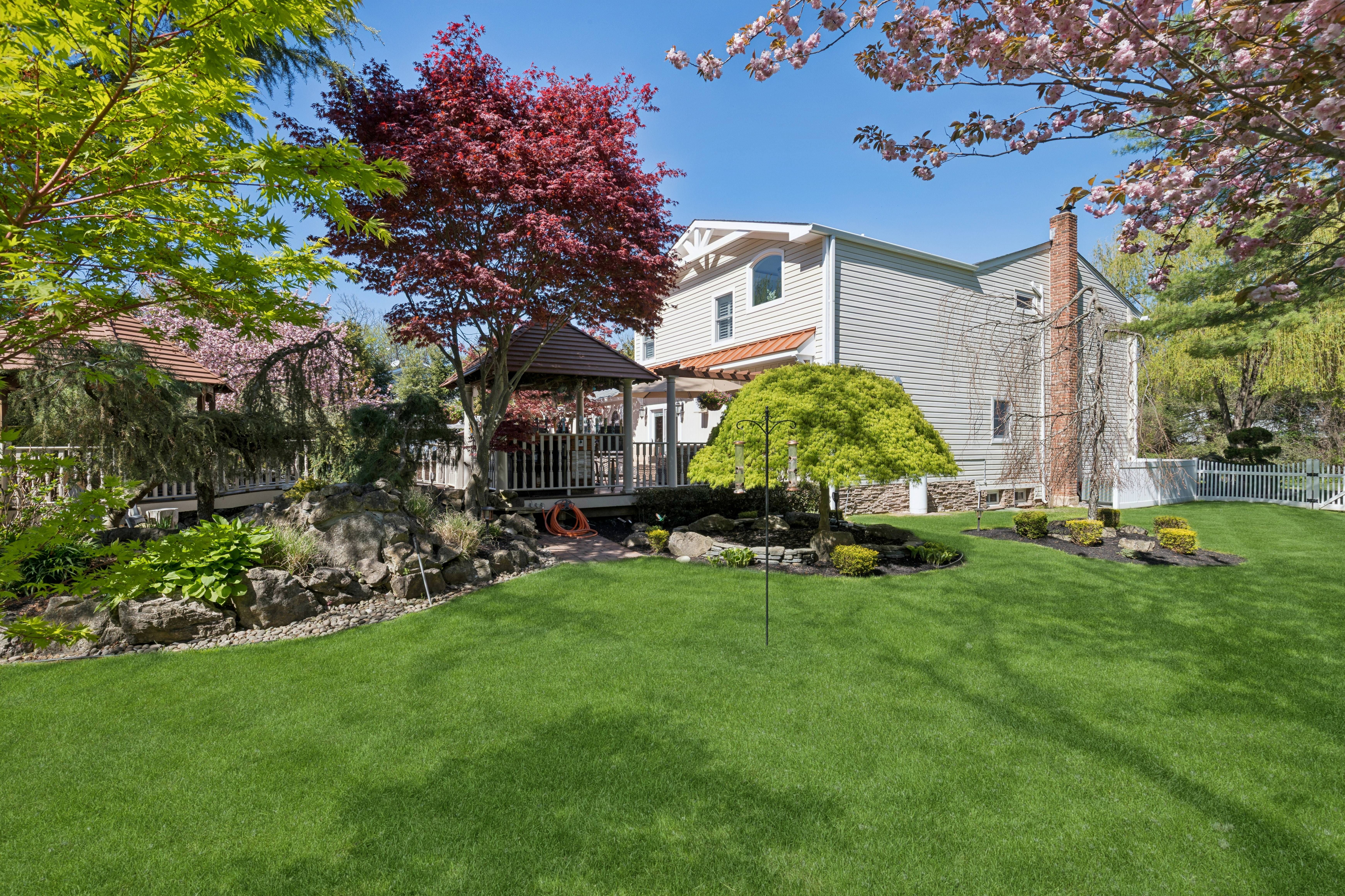  70 Laurel Court, Laurel Hollow, NY 11791 - 物件實景