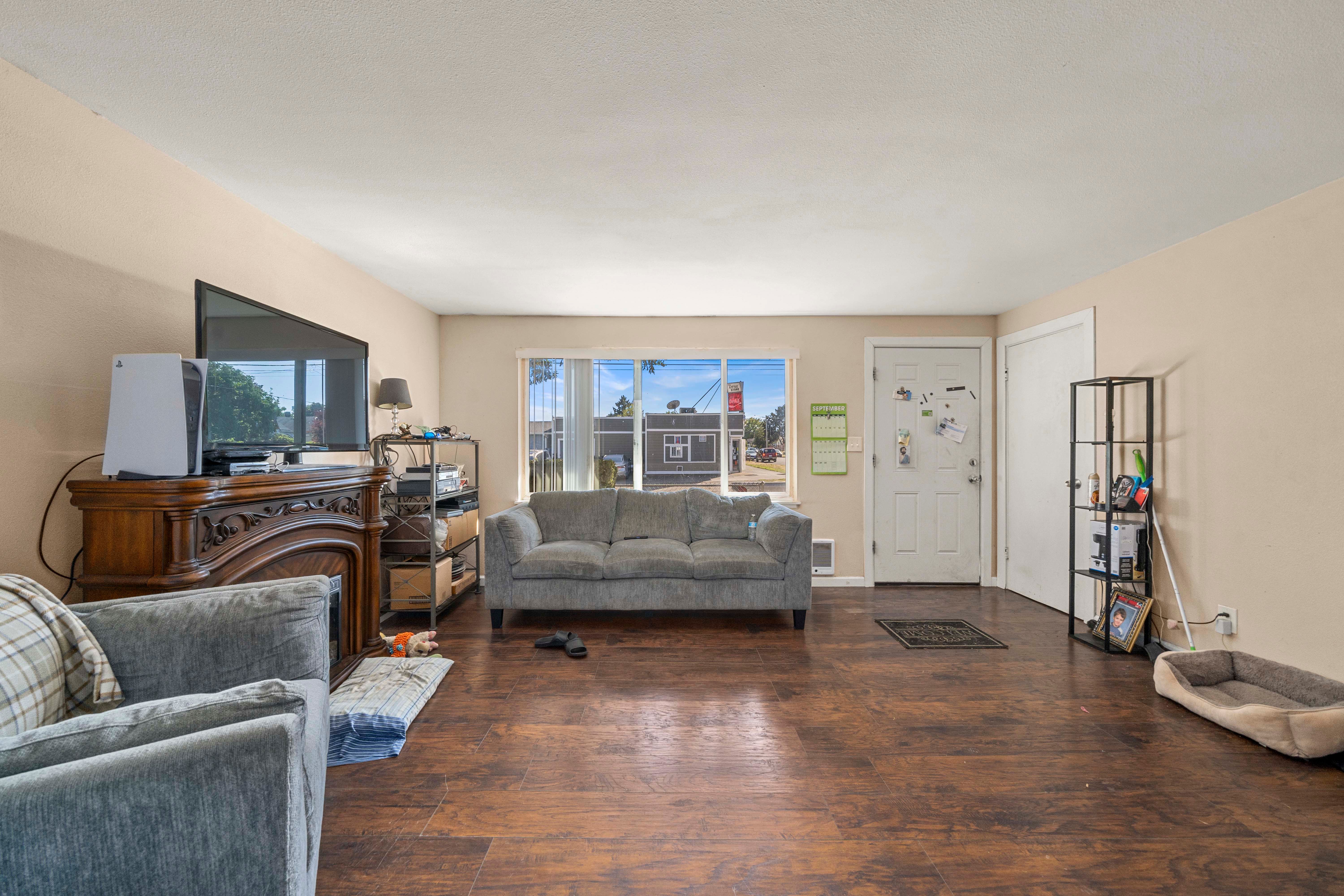  1561 S 35th St, Tacoma, WA 98418 - 物件實景