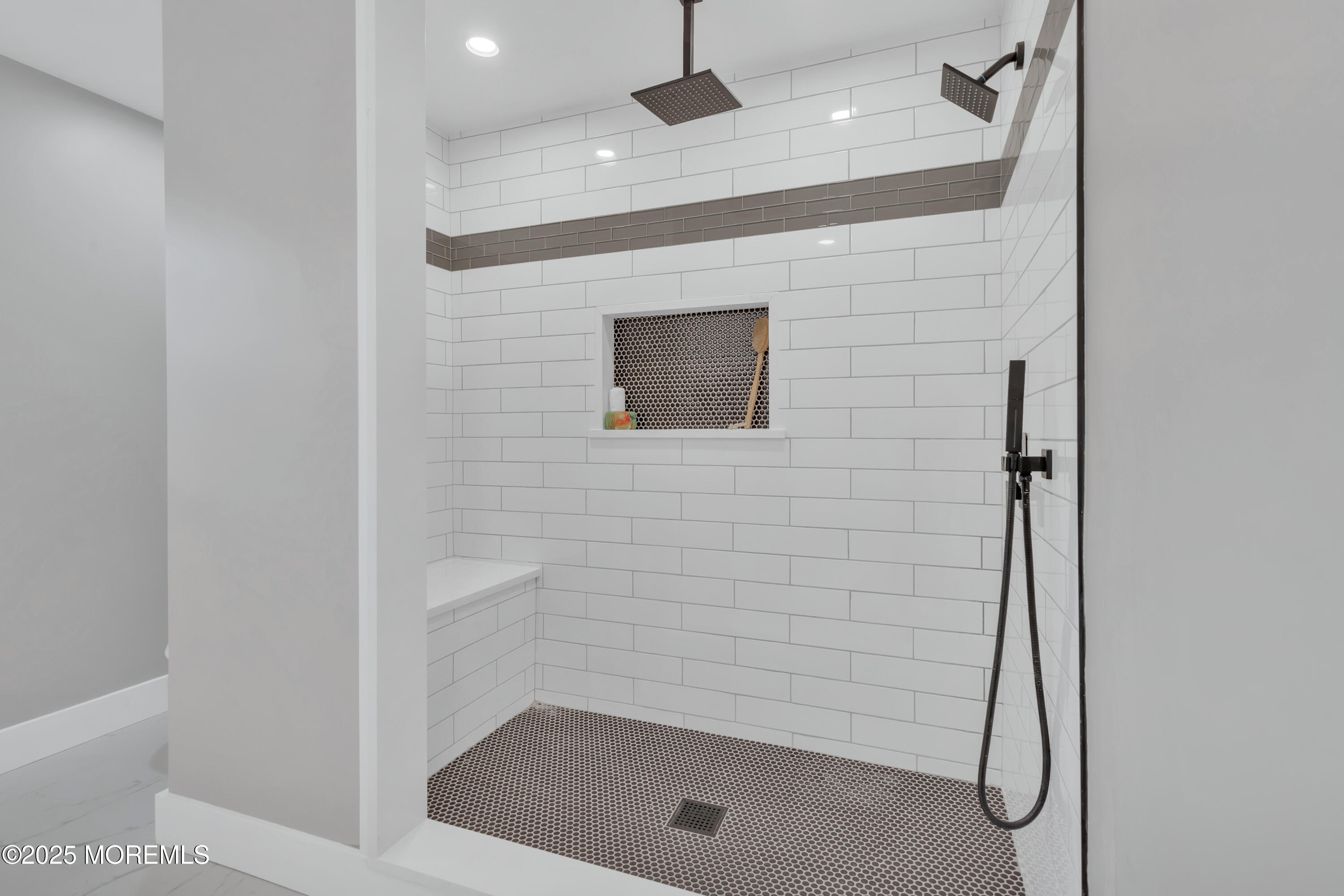 Tinton Falls, New Jersey, 07724, United States, 5 Bedrooms Bedrooms, ,4 BathroomsBathrooms,Residential,For Sale,1909686