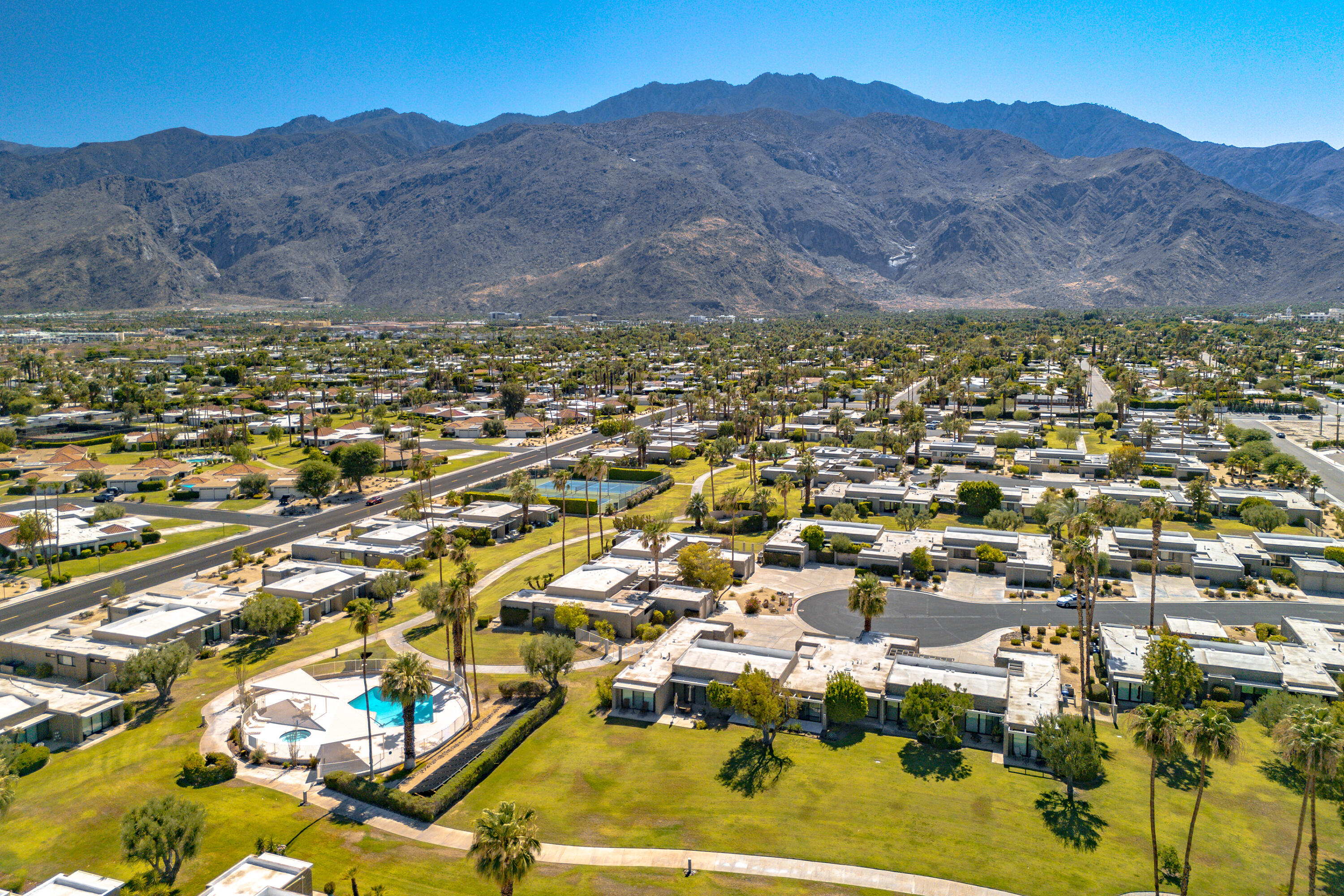 Palm Springs, California, 92262, United States, 2 Bedrooms Bedrooms, ,2 BathroomsBathrooms,Residential,For Sale,1890767