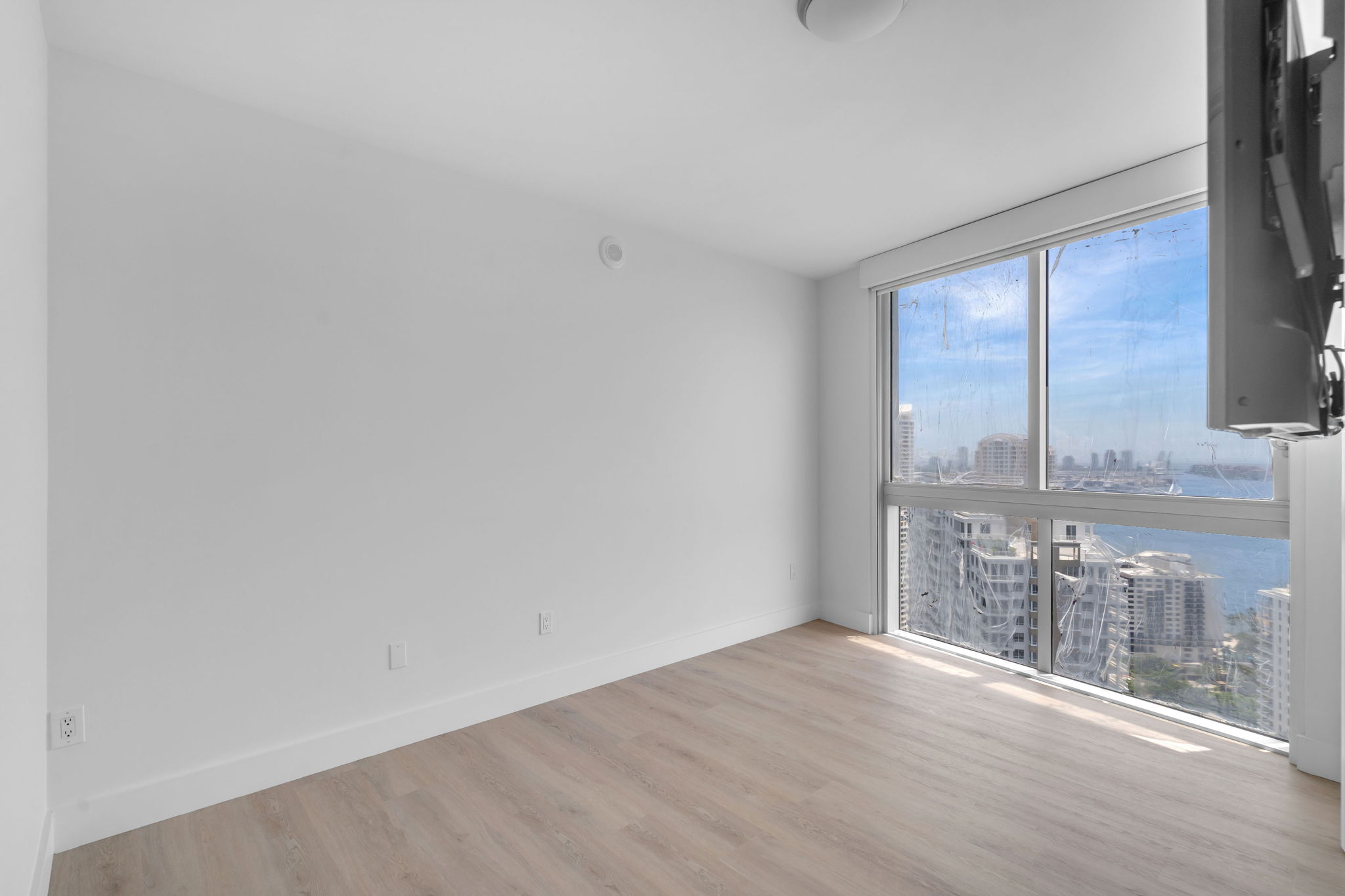  495 Brickell Ave, Miami, FL, 33131 - 物件實景