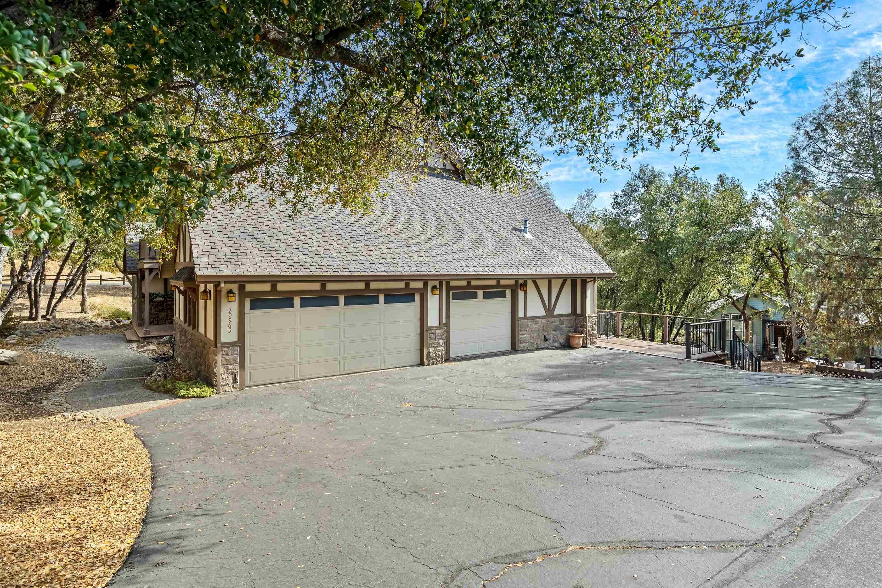 Sonora, California, 95370, United States, 4 Bedrooms Bedrooms, ,3 BathroomsBathrooms,Residential,For Sale,2008617