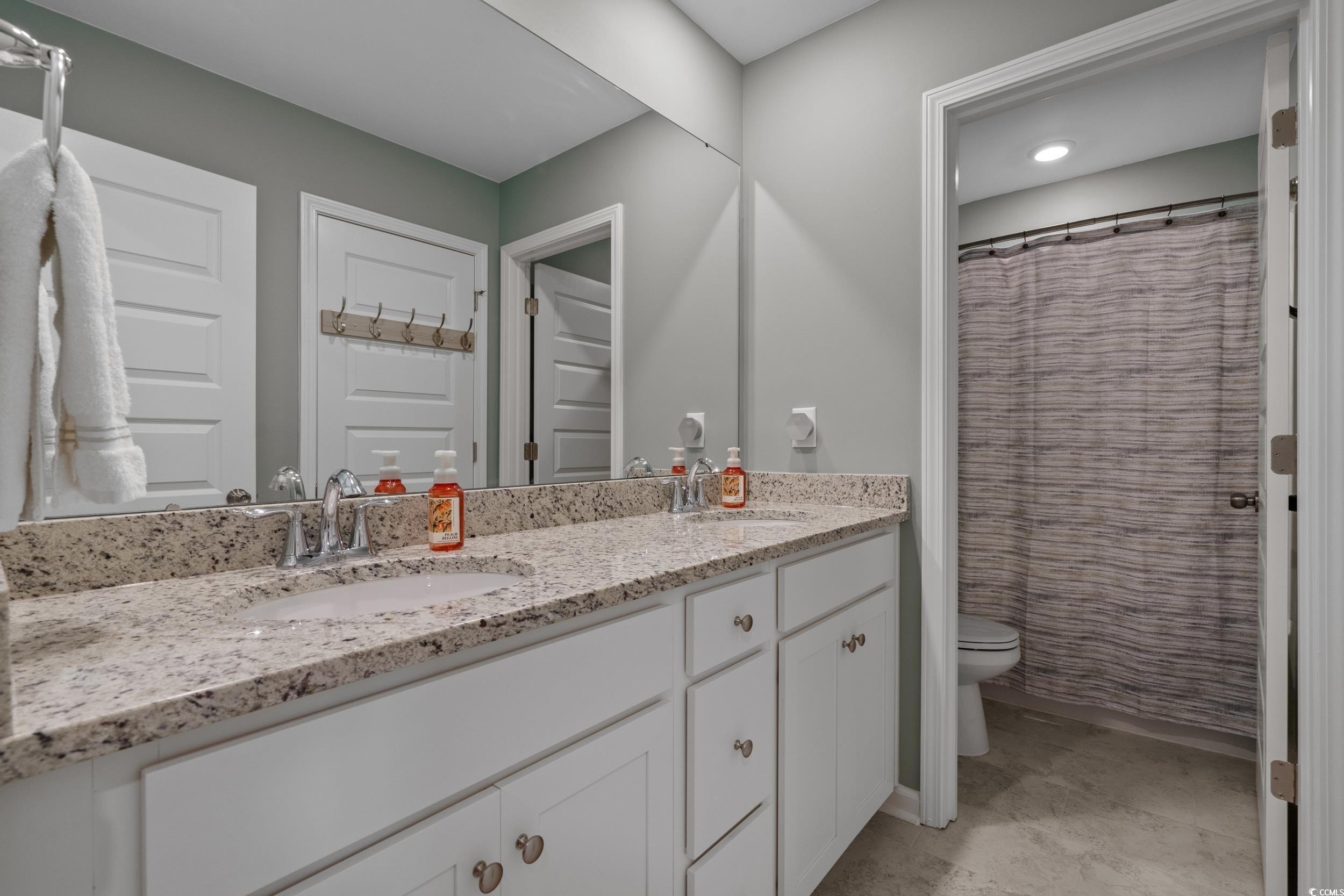 Myrtle Beach, South Carolina, 29577, United States, 5 Bedrooms Bedrooms, ,4 BathroomsBathrooms,Residential,For Sale,2005538