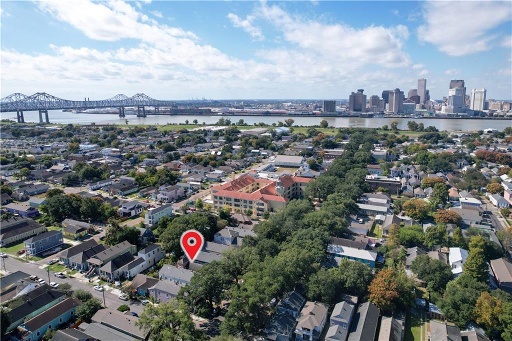 New Orleans, Louisiana, 70114, United States, 5 Bedrooms Bedrooms, ,2 BathroomsBathrooms,Residential,For Sale,1989356