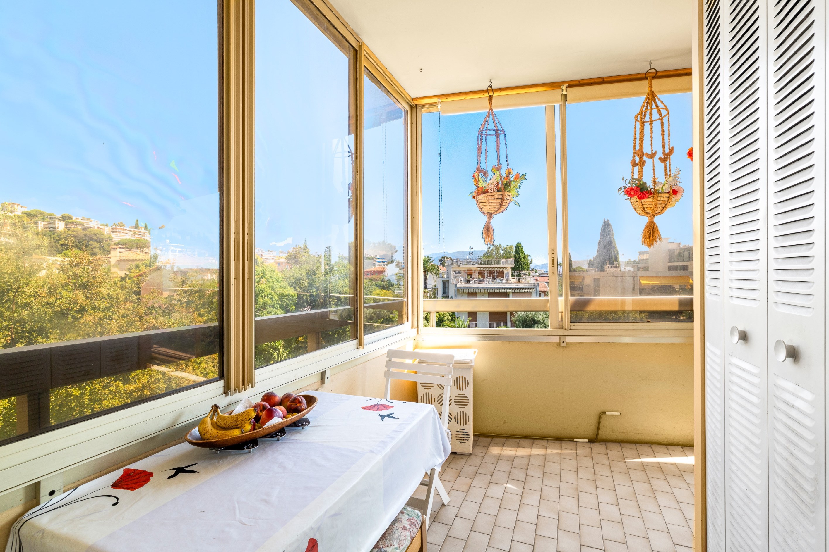  Nice Fabron, three bedroom apartment to renovate with terraces in a residence w… - 物件實景
