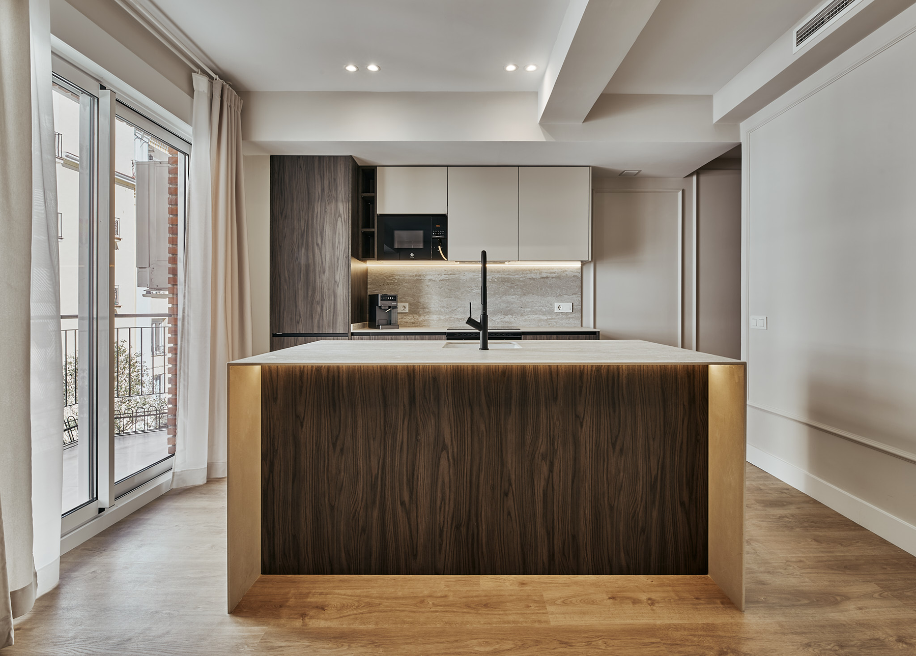  Renovated 3-bedroom flat in Barrio Salamanca - 物件實景