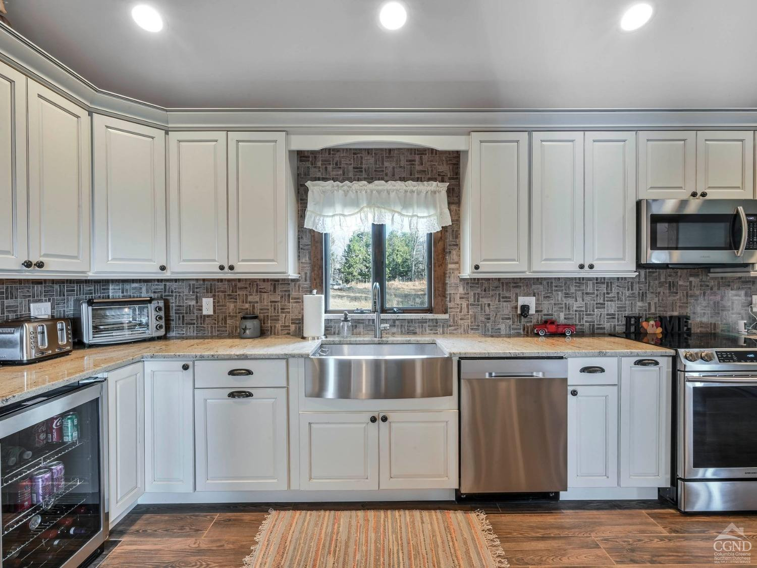 Jewett, New York, 12444, United States, 3 Bedrooms Bedrooms, ,2 BathroomsBathrooms,Residential,For Sale,1927489