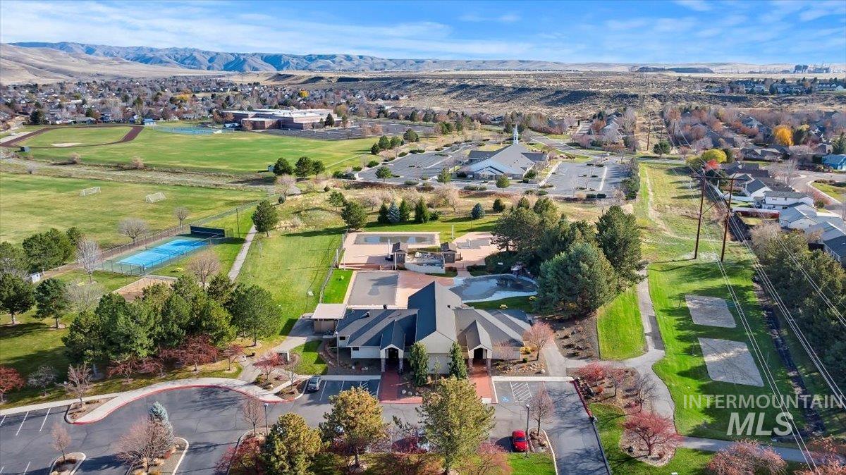 Boise, Idaho, 83716, United States, 3 Bedrooms Bedrooms, ,2 BathroomsBathrooms,Residential,For Sale,1995965