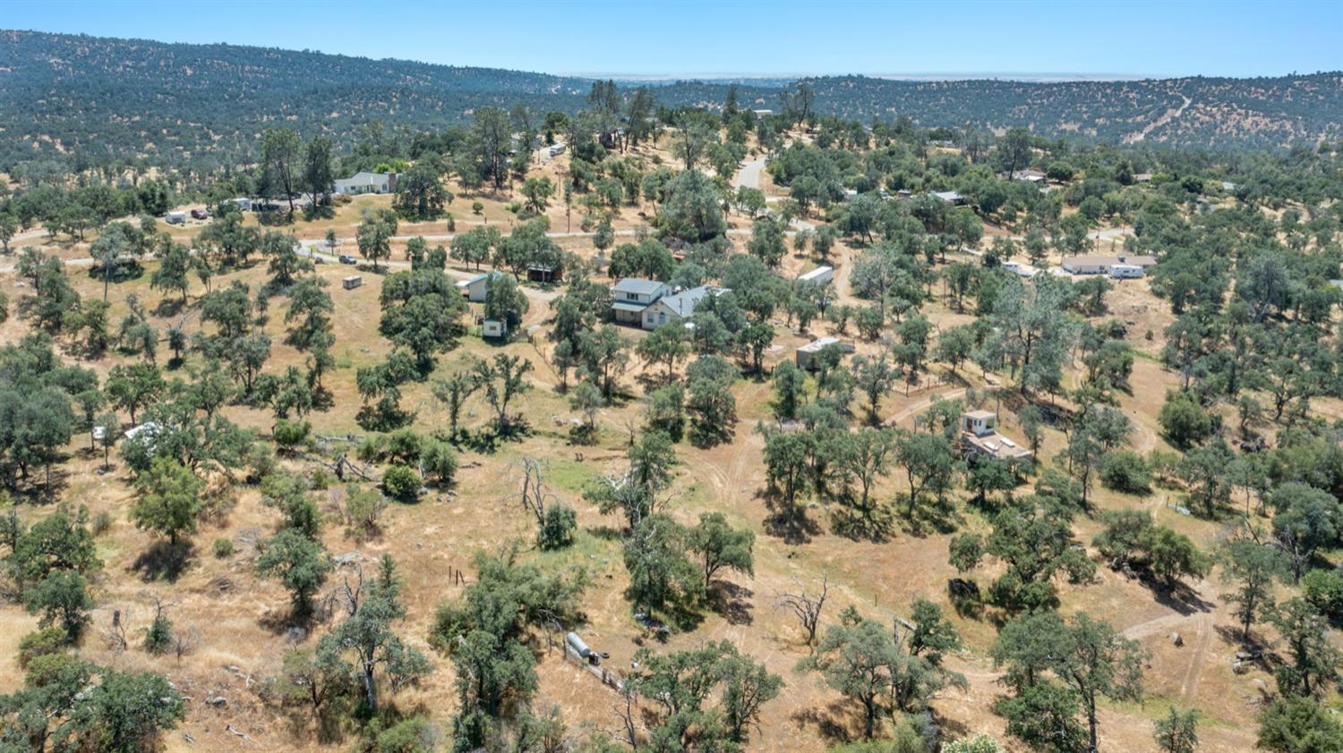 Raymond, California, 93653, United States, 3 Bedrooms Bedrooms, ,3 BathroomsBathrooms,Residential,For Sale,2048178
