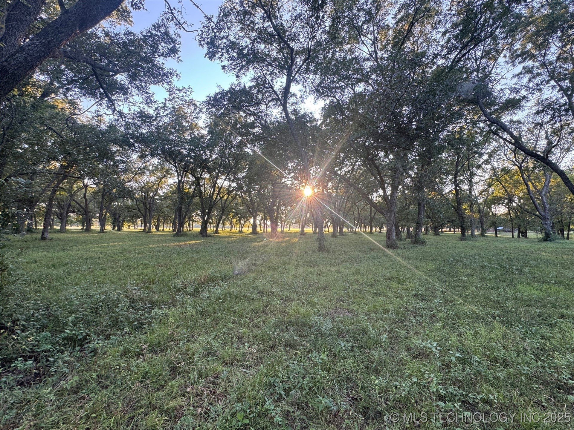 Mounds, Oklahoma, 74047, United States, 4 Bedrooms Bedrooms, ,6 BathroomsBathrooms,Residential,For Sale,1960960