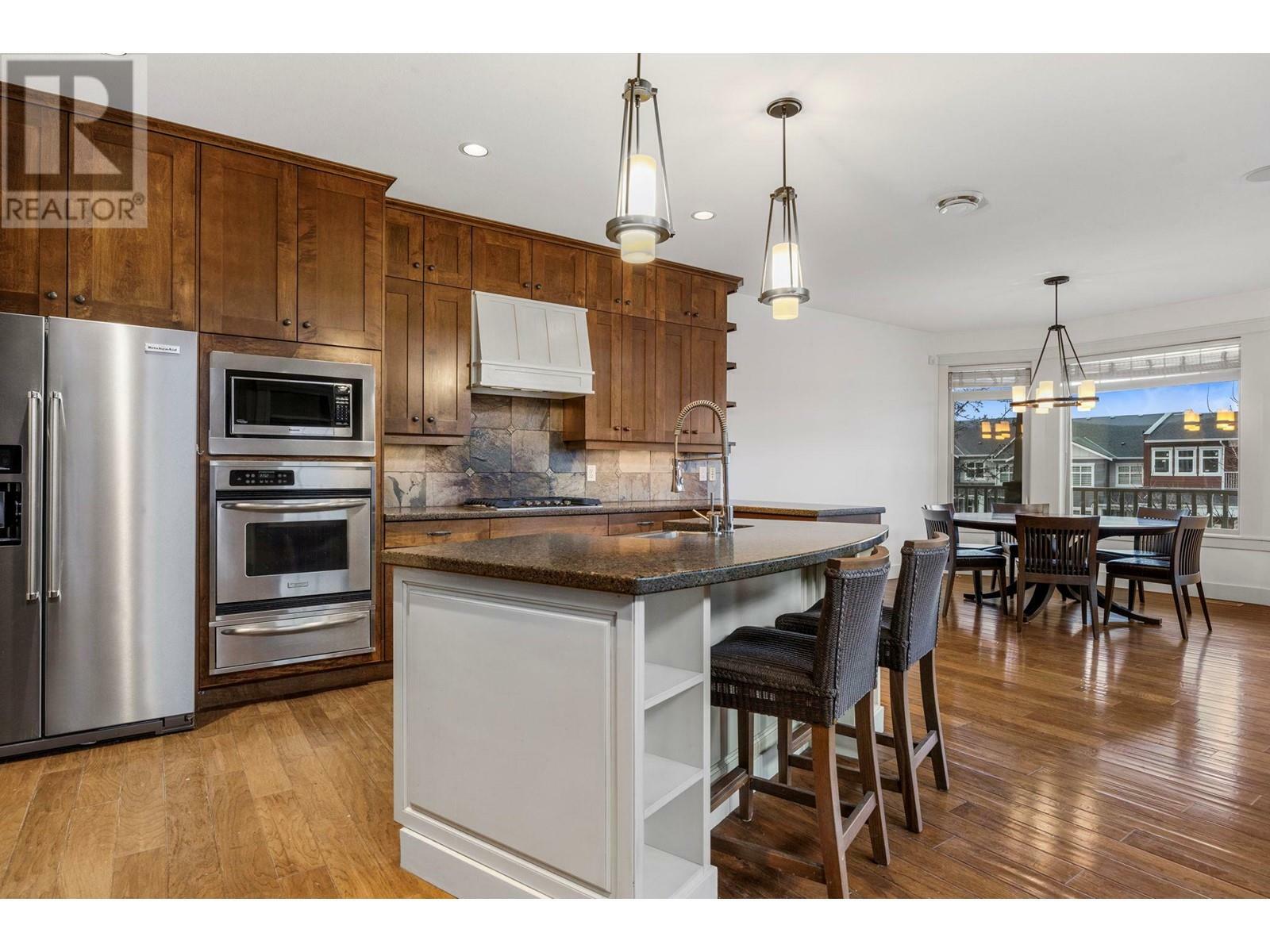 KELOWNA, British Columbia, V1W 4L5, CA, 4 Bedrooms Bedrooms, ,3 BathroomsBathrooms,Residential,For Sale,1837139