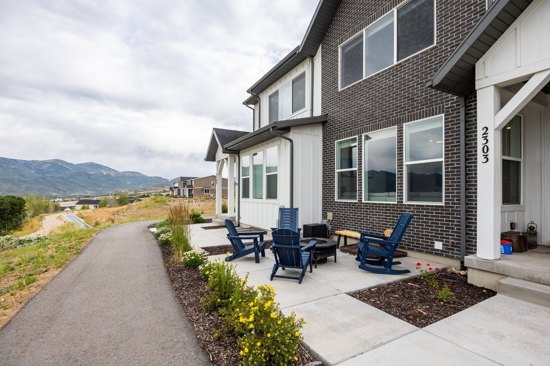  Upgraded Jordanelle Ridge Townhome with Stunning Timpanogos Views - 物件實景