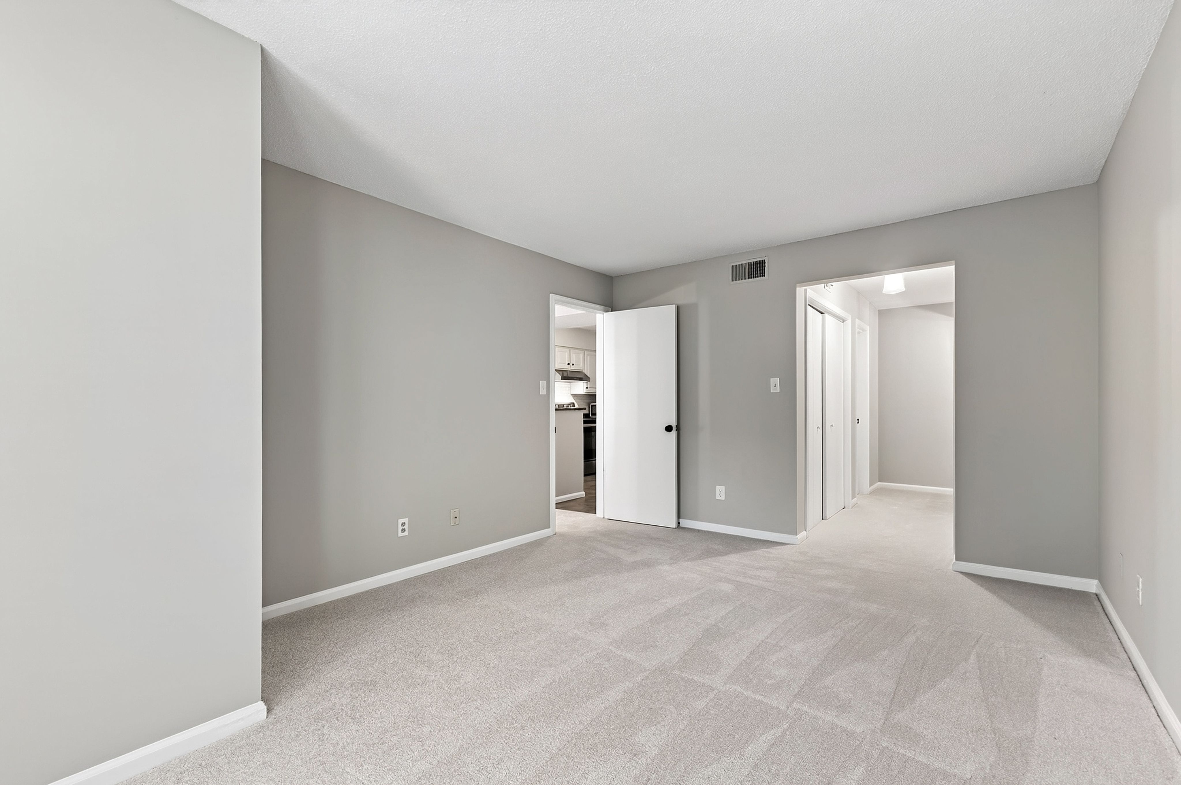  1061 Wirewood Drive, Raleigh, NC 27605 - 物件實景