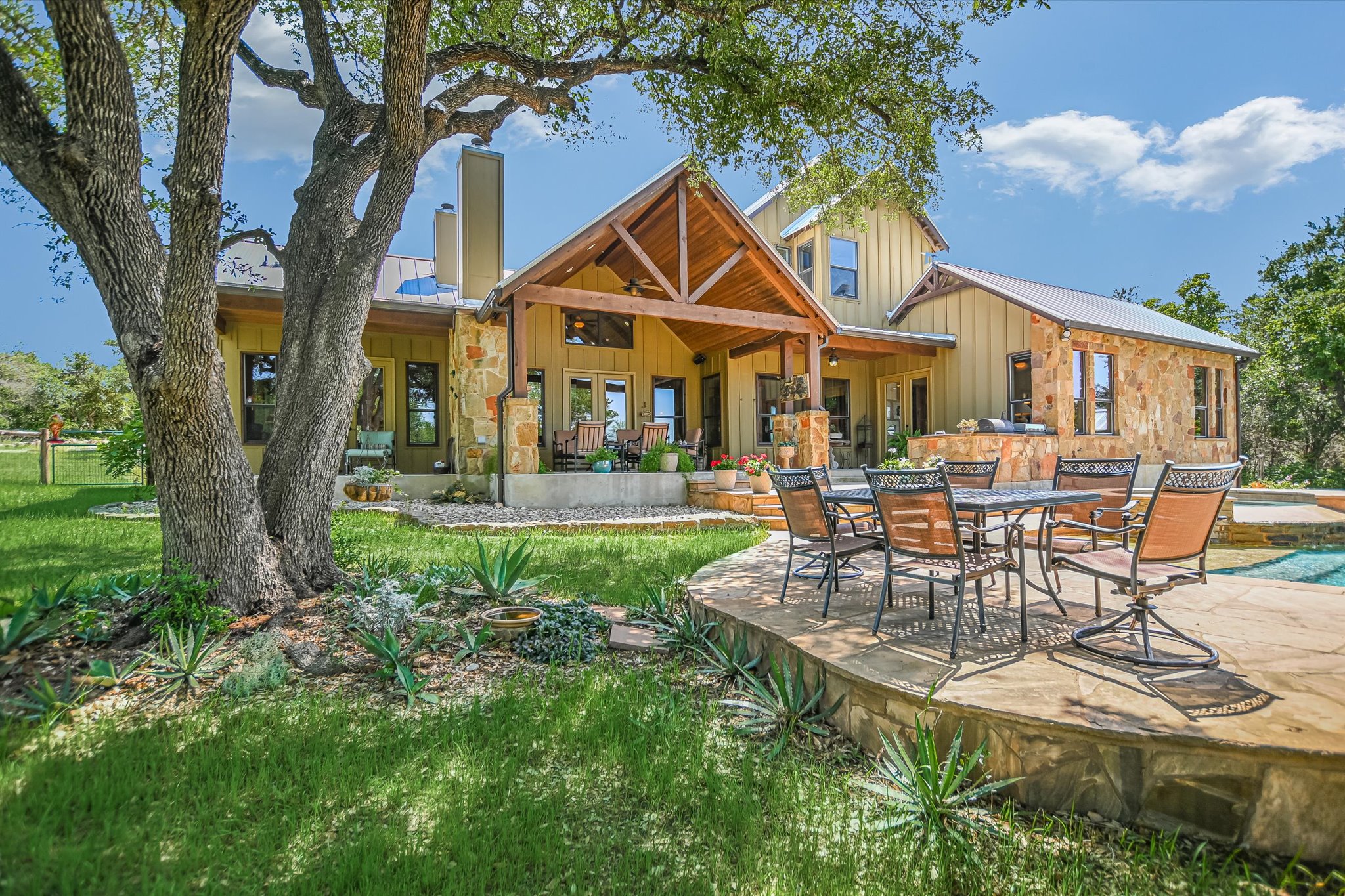 Wimberley, Texas, 78676, United States, 4 Bedrooms Bedrooms, ,3 BathroomsBathrooms,Residential,For Sale,1810598