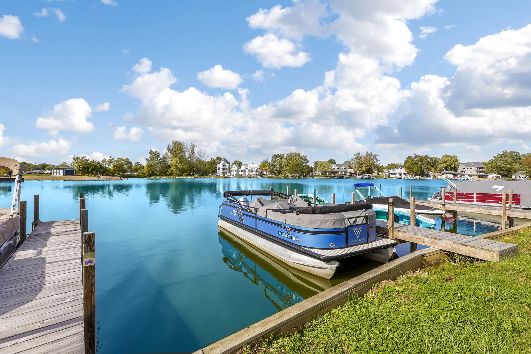 Buckeye Lake, Ohio, 43008, United States, 3 Bedrooms Bedrooms, ,3 BathroomsBathrooms,Residential,For Sale,1975089