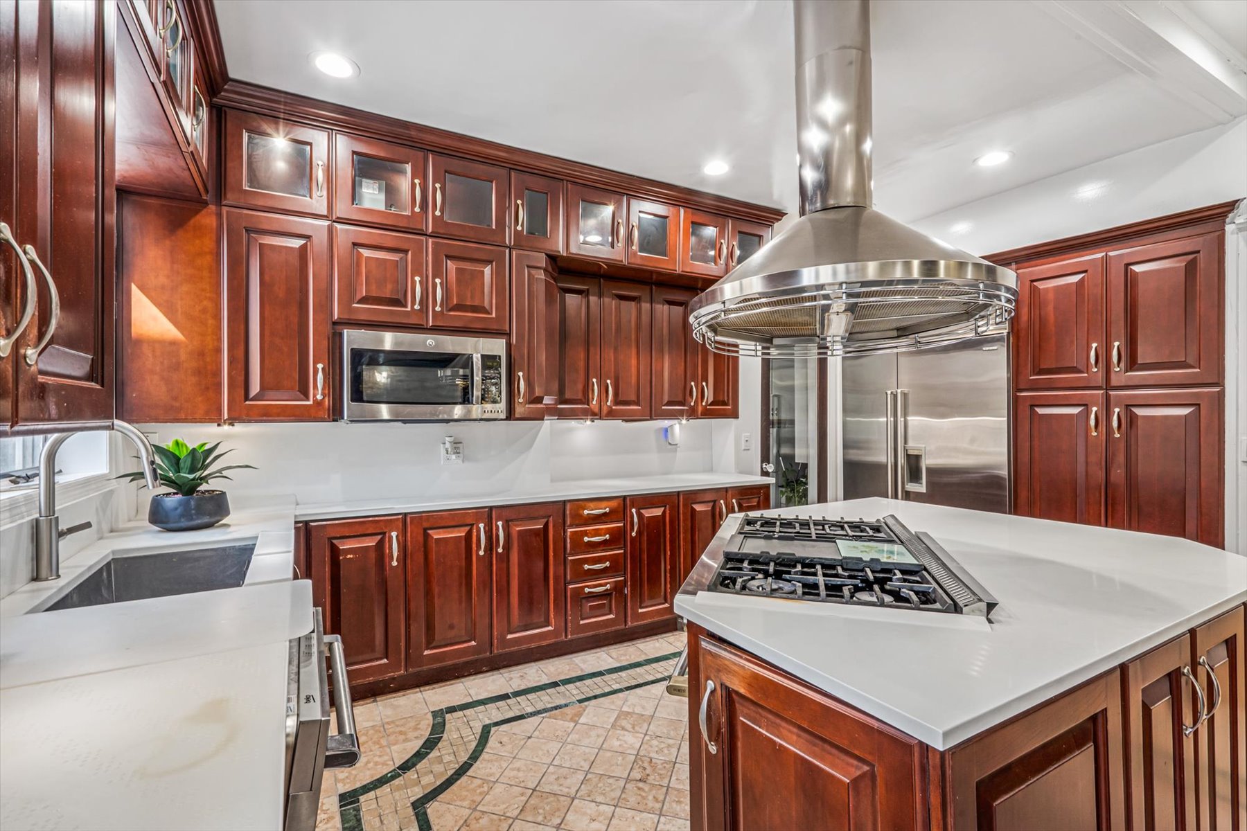  365 East Shore Road, Great Neck, NY 11023 - 物件實景