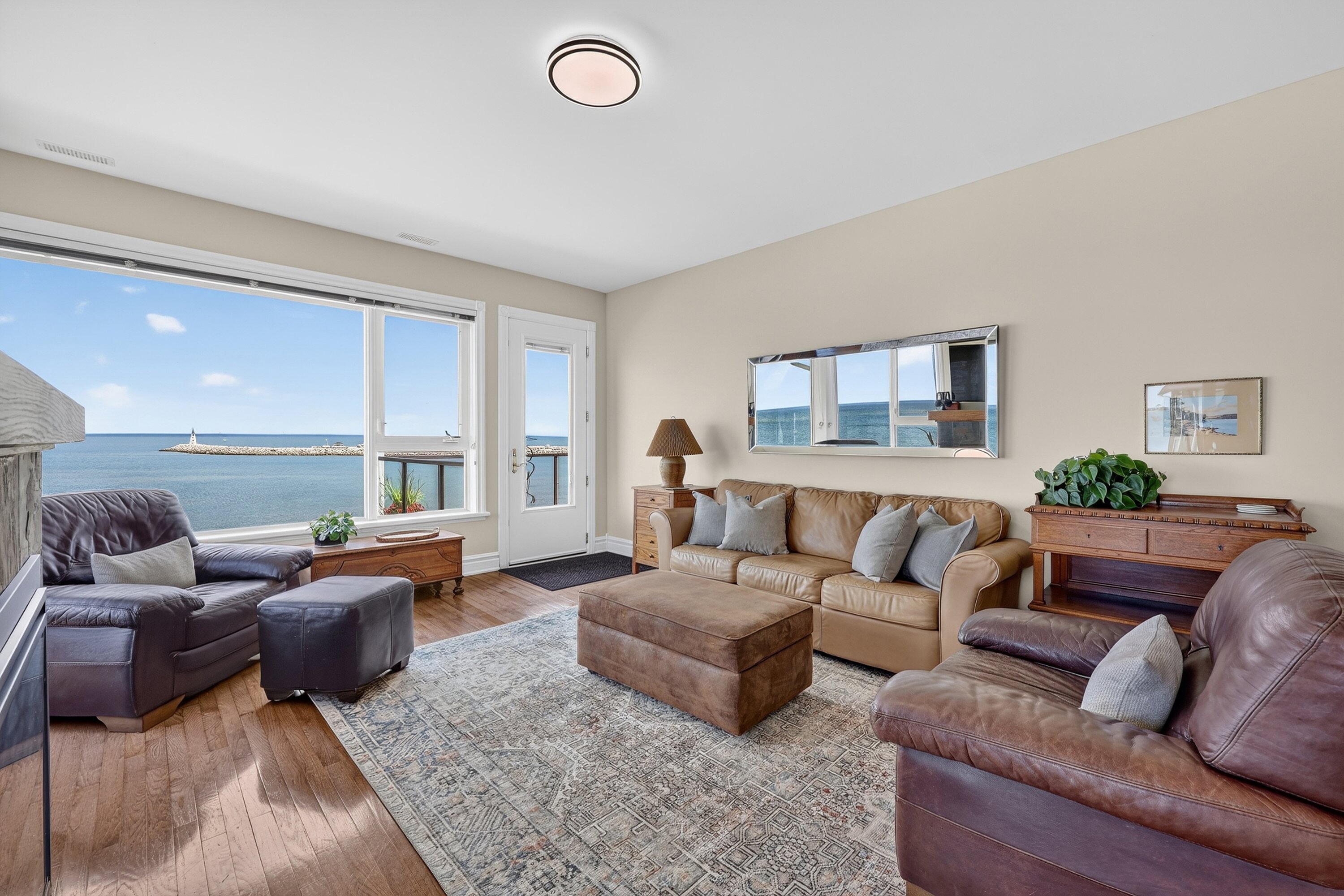  Unparalleled Waterfront Living - 物件實景