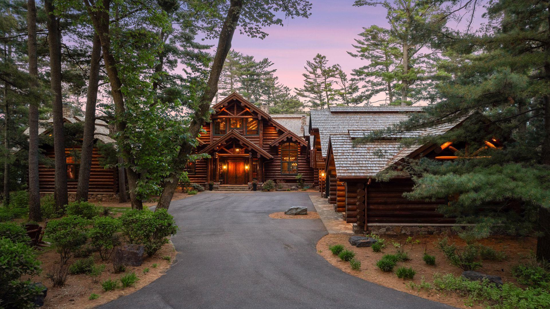 Pequot Lakes, Minnesota, 56472, United States, 23 Bedrooms Bedrooms, ,10 BathroomsBathrooms,Residential,For Sale,1858285