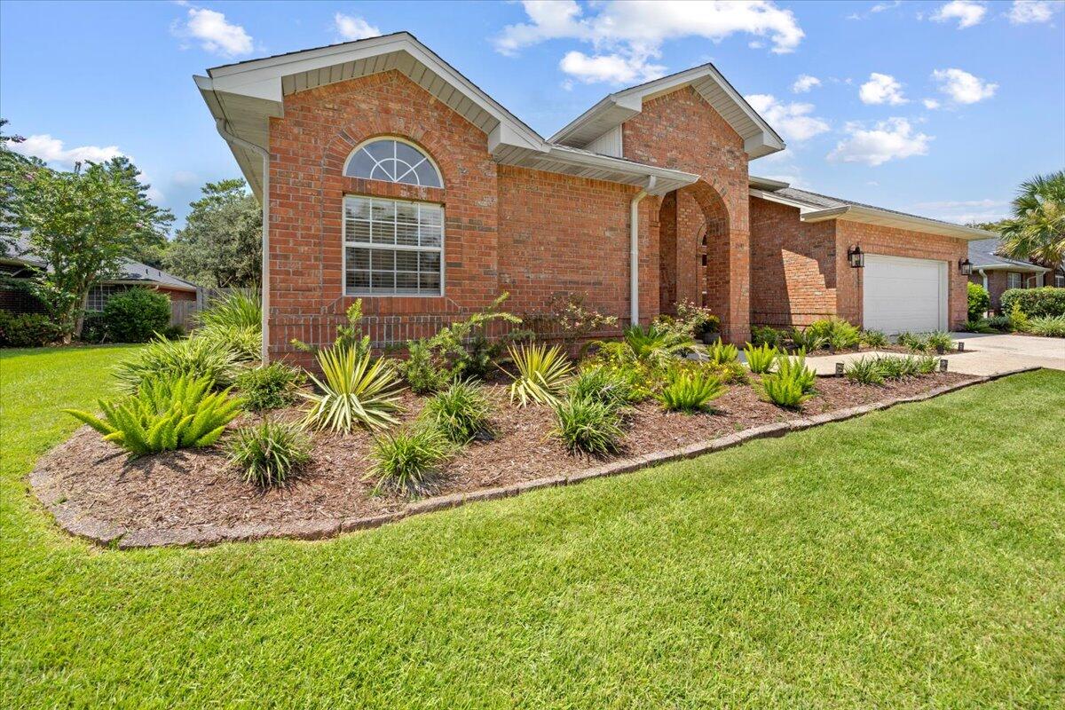 Navarre, Florida, 32566, United States, 3 Bedrooms Bedrooms, ,2 BathroomsBathrooms,Residential,For Sale,1933004