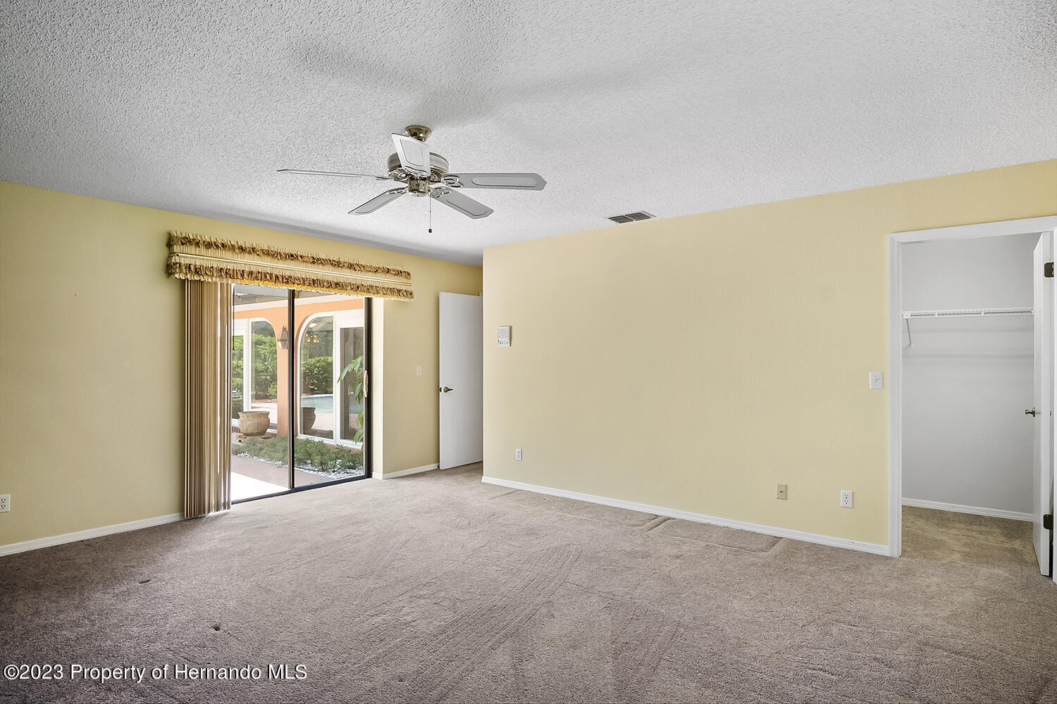 Weeki Wachee, Florida, 34607, United States, 4 Bedrooms Bedrooms, ,5 BathroomsBathrooms,Residential,For Sale,1944621
