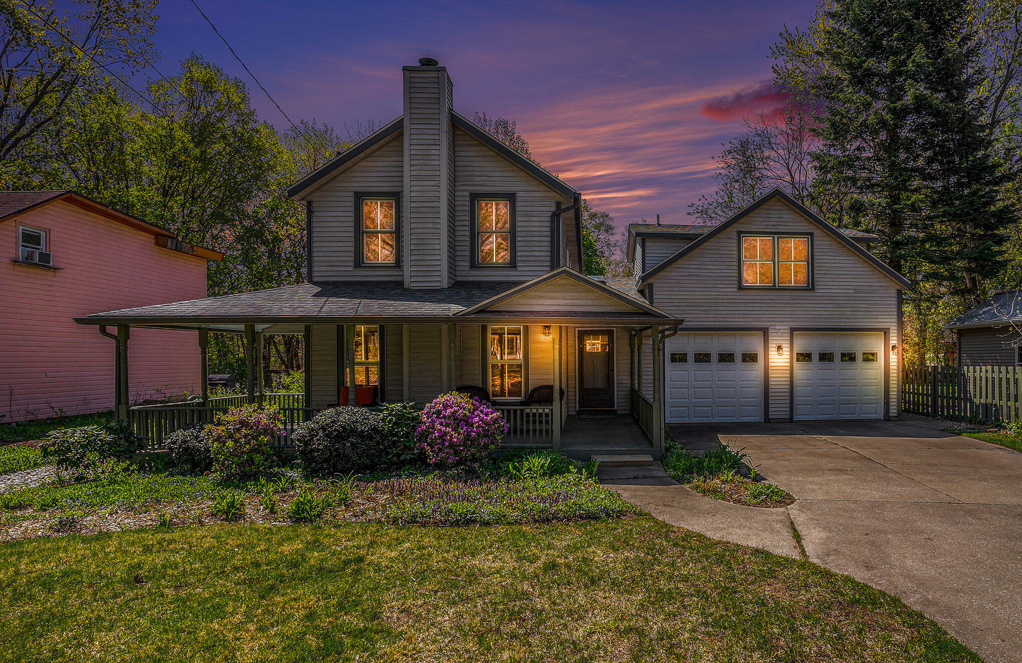 Saugatuck, Michigan, 49453, United States, 4 Bedrooms Bedrooms, ,3 BathroomsBathrooms,Residential,For Sale,1807495
