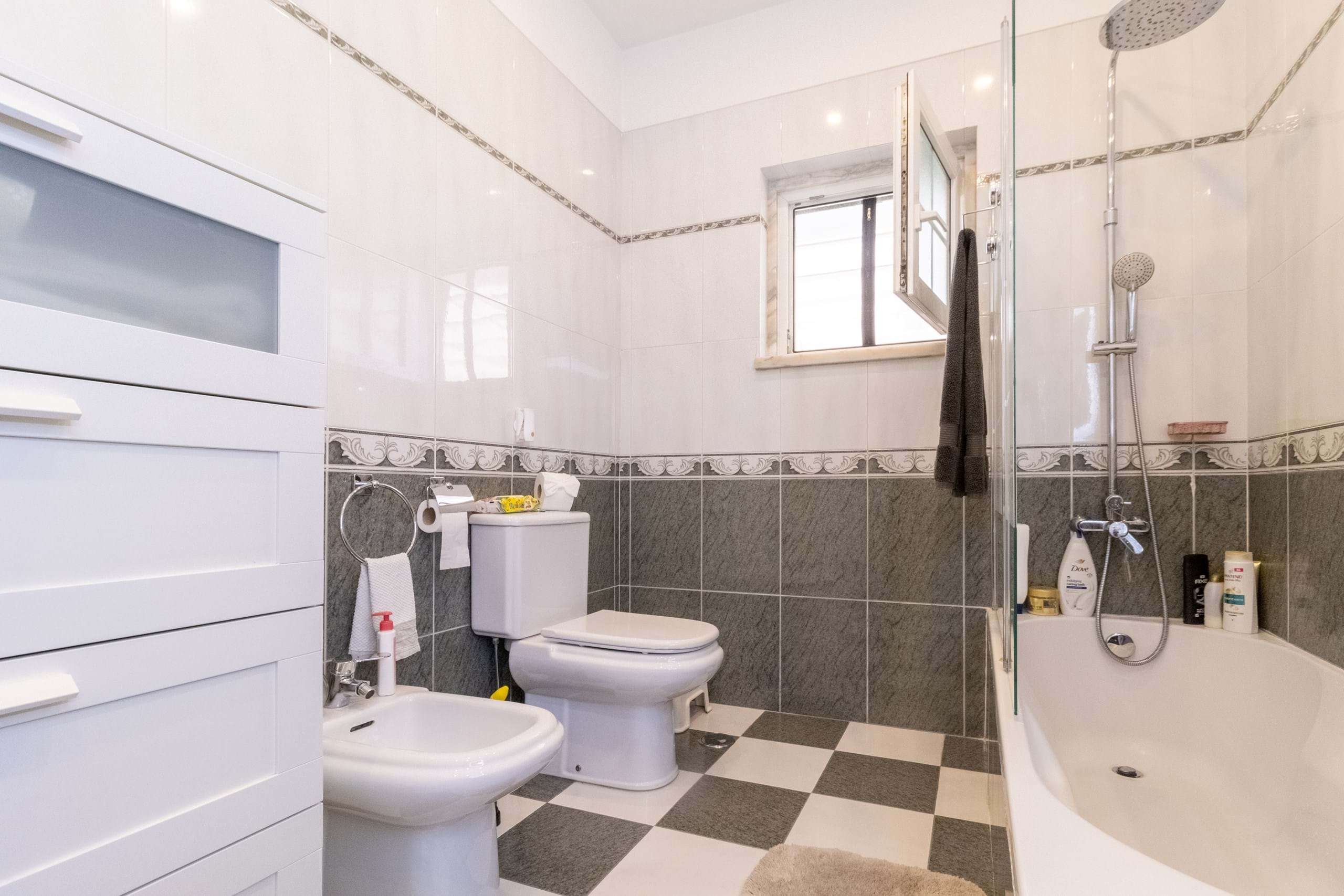 Cascais, Lisbon, 2645-436, PT, 2 Bedrooms Bedrooms, ,2 BathroomsBathrooms,Residential,For Sale,1898687