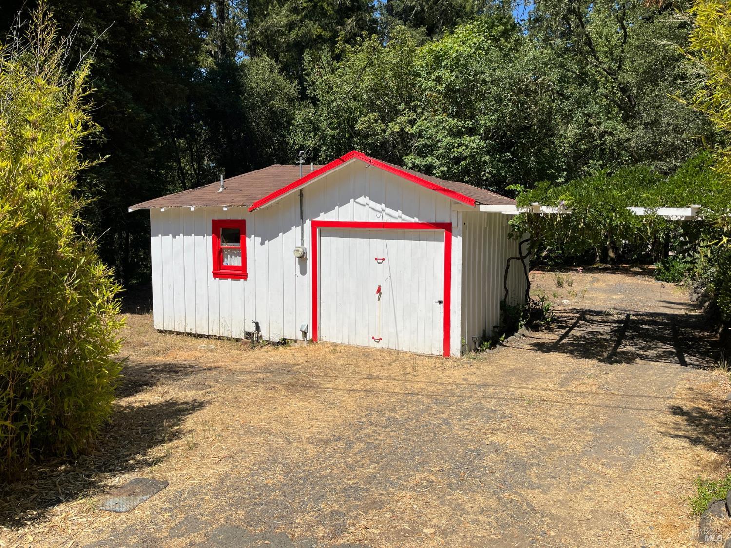 Guerneville, California, 95446, United States, 2 Bedrooms Bedrooms, ,2 BathroomsBathrooms,Residential,For Sale,1913685