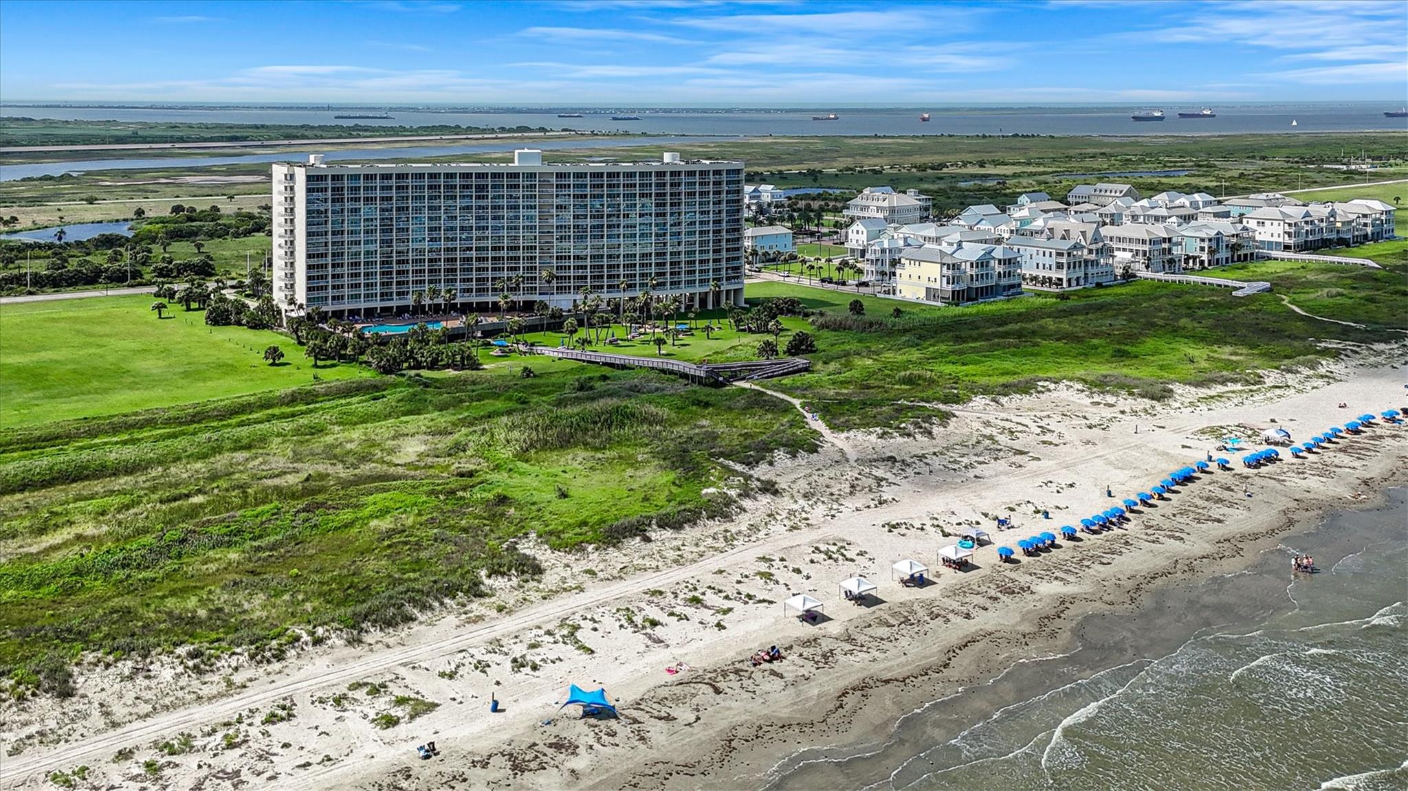 Galveston, Texas, 77550, United States, 2 Bedrooms Bedrooms, ,2 BathroomsBathrooms,Residential,For Sale,1827933